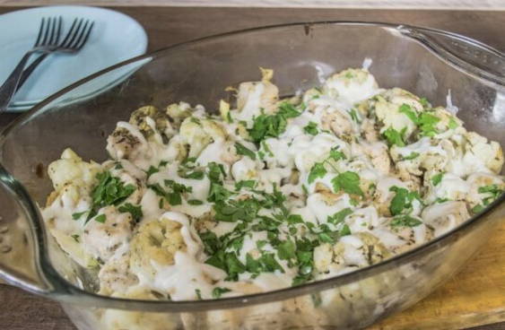 Цветная капуста с курицей в духовке Цветная капуста с курицей в духовке