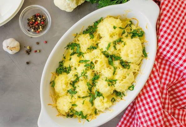 Цветная капуста со сметаной, сыром и яйцом в духовке Цветная капуста со сметаной, сыром и яйцом в духовке
