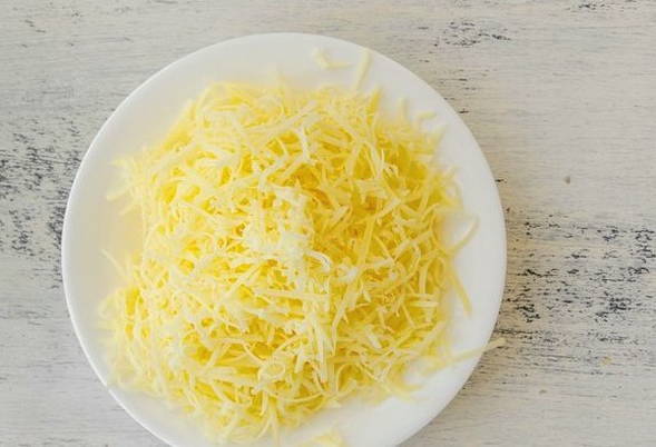 Цветная капуста со сметаной, сыром и яйцом в духовке Цветная капуста со сметаной, сыром и яйцом в духовке
