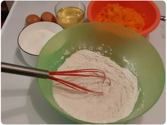 Морковный торт с корицей Морковный торт с корицей