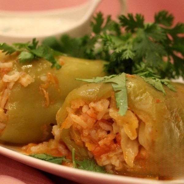 Болгарский перец, фаршированный капустой и морковью