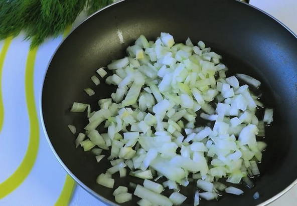 Фаршированные перцы с курицей половинками в духовке Фаршированные перцы с курицей половинками в духовке