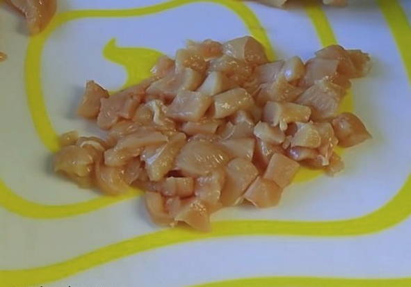 Фаршированные перцы с курицей половинками в духовке Фаршированные перцы с курицей половинками в духовке