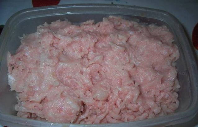Перец, фаршированный куриным фаршем Перец, фаршированный куриным фаршем