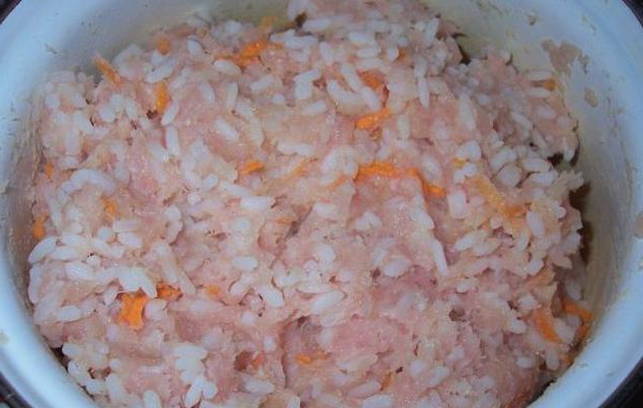 Перец, фаршированный куриным фаршем Перец, фаршированный куриным фаршем