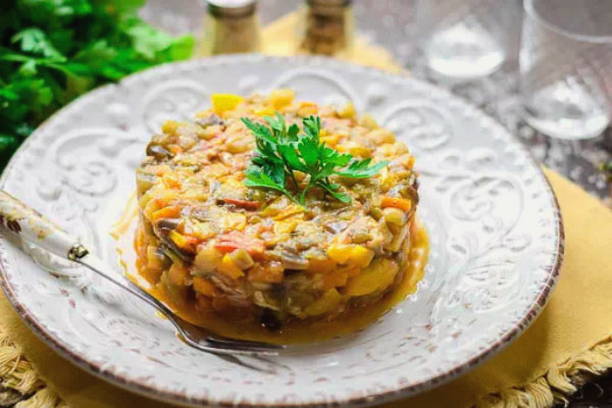 Икра из баклажанов на сковороде классическая Икра из баклажанов на сковороде классическая