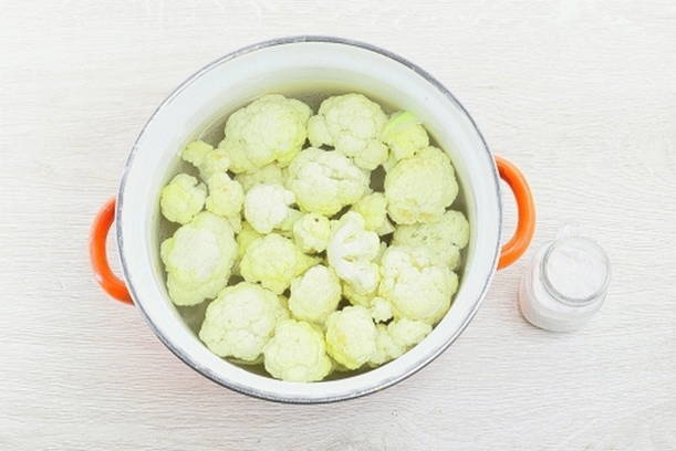 Цветная капуста с сыром и яйцом в духовке Цветная капуста с сыром и яйцом в духовке