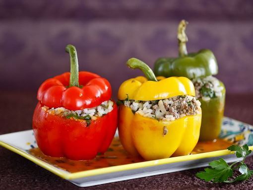 Перец, фаршированный мясом и рисом в мультиварке Перец, фаршированный мясом и рисом в мультиварке