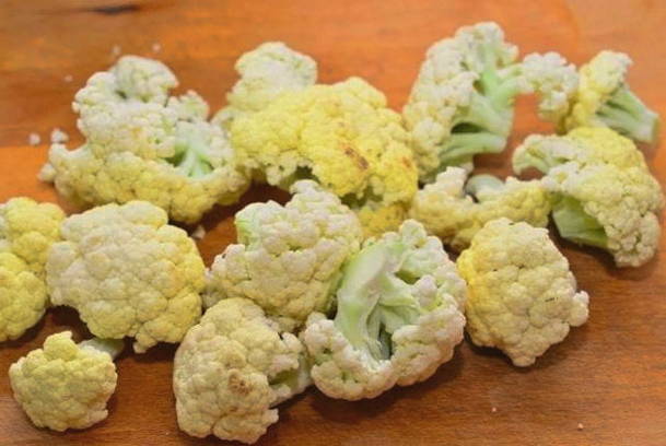 Классическая цветная капуста в кляре с хрустящей корочкой на сковороде