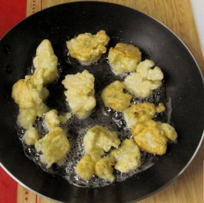 Классическая цветная капуста в кляре с хрустящей корочкой на сковороде