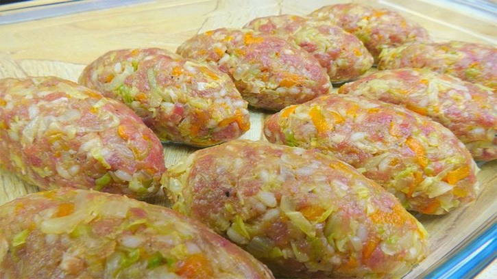 Ленивые голубцы с капустой, рисом и фаршем в духовке