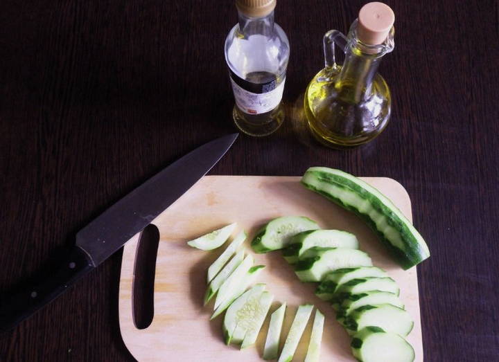Салат из огурцов по-корейски, чтобы сразу кушать