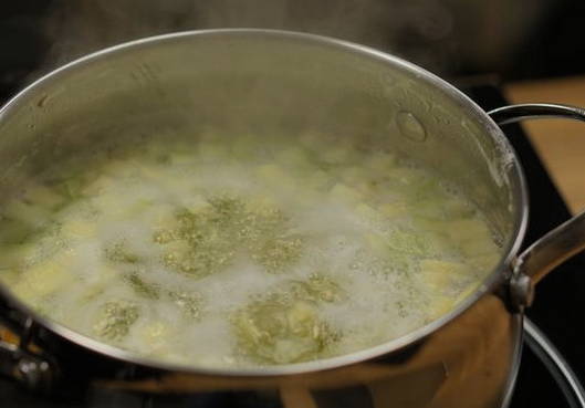 Суп-пюре из замороженных кабачков