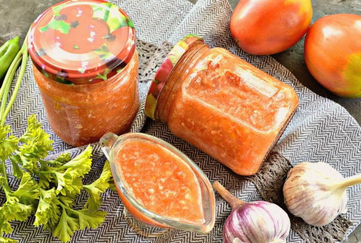 Соус из помидоров и чеснока на зиму