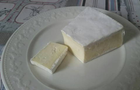 Брускетта с грушей и сыром