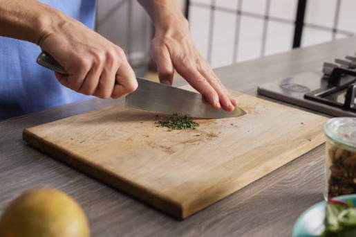 Салат с утиной грудкой и грушей Салат с утиной грудкой и грушей
