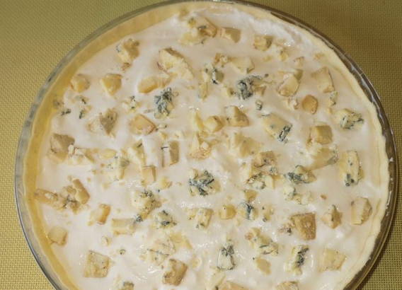 Открытый пирог с грушей Открытый пирог с грушей