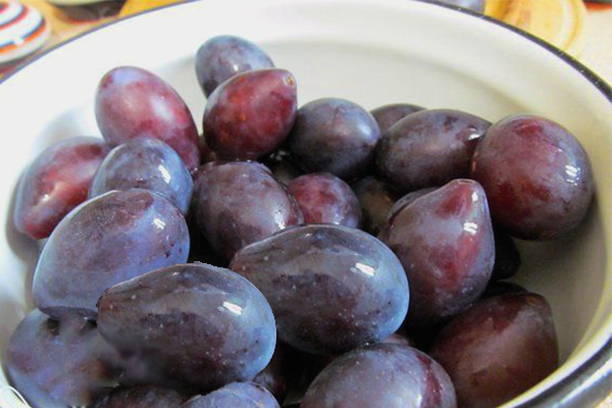 Маринованная слива без стерилизации на зиму