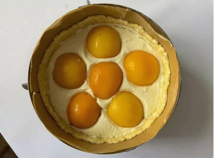 Пирог с персиками и творогом Пирог с персиками и творогом