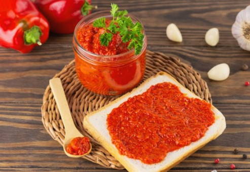 Икра из болгарского перца через мясорубку на зиму Икра из болгарского перца через мясорубку на зиму