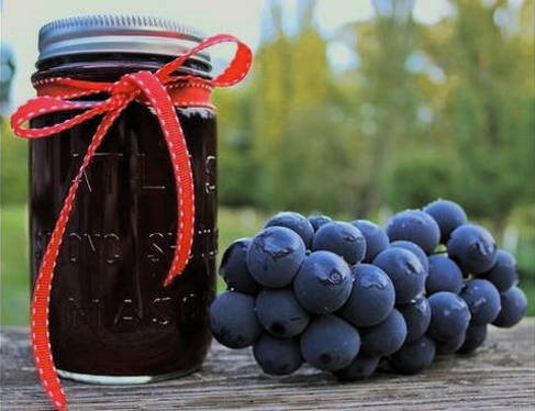 Сок из винограда Изабелла