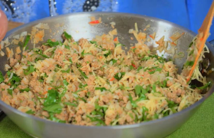 Рулетики из баклажанов с мясом