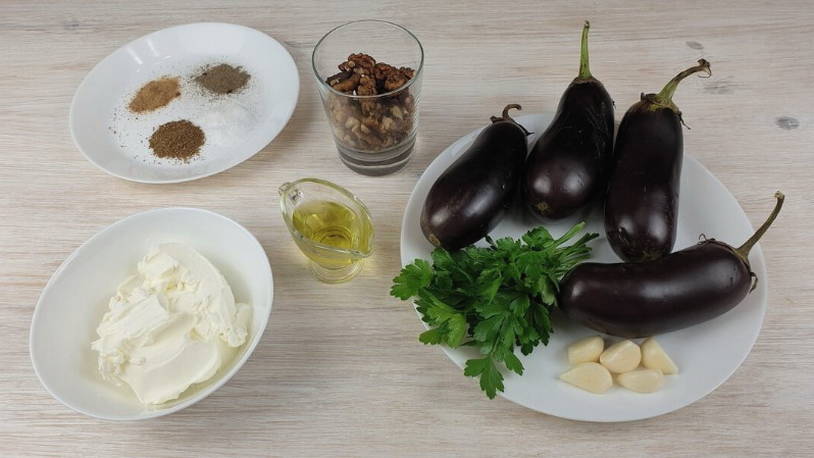Рулетики из баклажанов с творожным сыром, грецкими орехами и чесноком