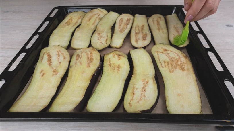 Рулетики из баклажанов с творожным сыром, грецкими орехами и чесноком