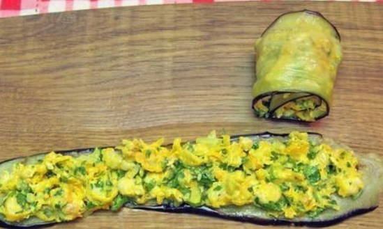 Рулетики из баклажанов с курицей Рулетики из баклажанов с курицей