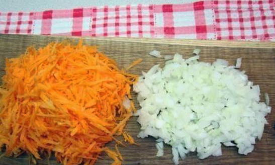 Рулетики из баклажанов с курицей Рулетики из баклажанов с курицей