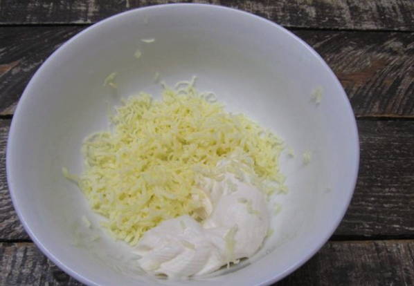 Рулетики из баклажанов с грибами