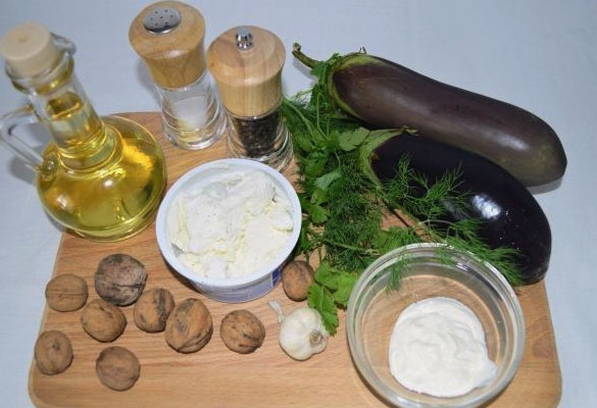 Рулетики из баклажанов с творожным сыром Рулетики из баклажанов с творожным сыром
