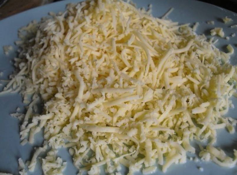 Рулетики из баклажанов с сыром и чесноком