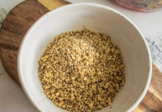 Салат с баклажанами и грецкими орехами