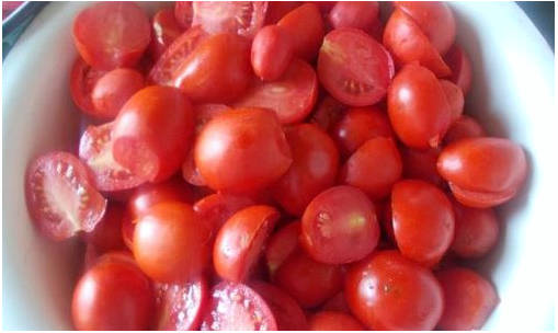 Горлодер из помидор с чесноком на зиму с кипячением