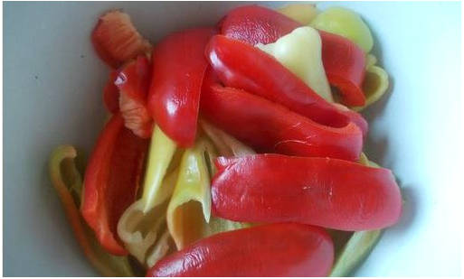 Горлодер из помидор с чесноком на зиму с кипячением