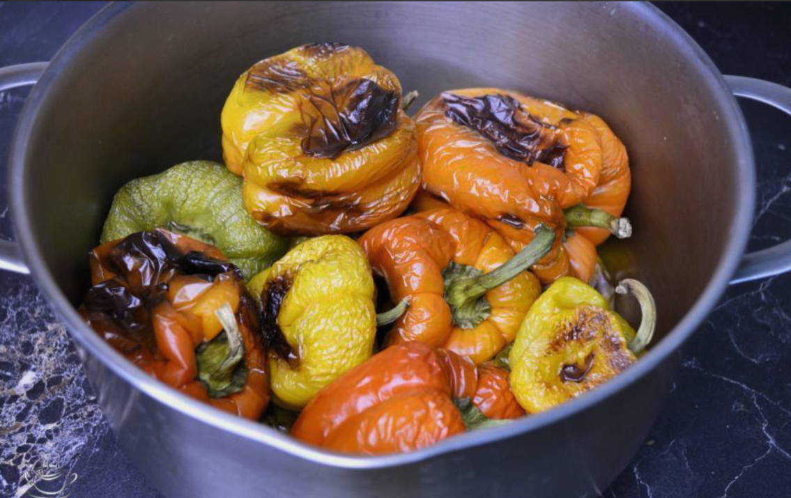 Запеченный перец с чесноком и маринадом в духовке на зиму Запеченный перец с чесноком и маринадом в духовке на зиму