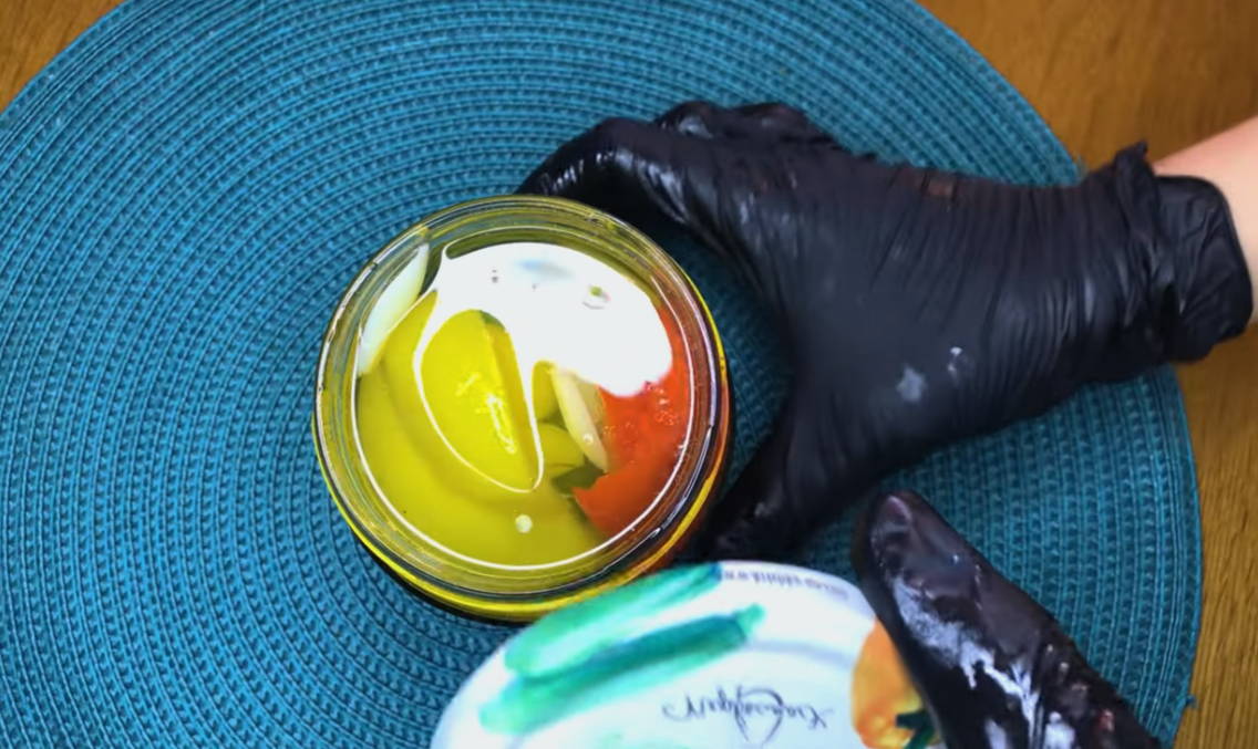 Болгарский перец в маринаде с маслом на зиму