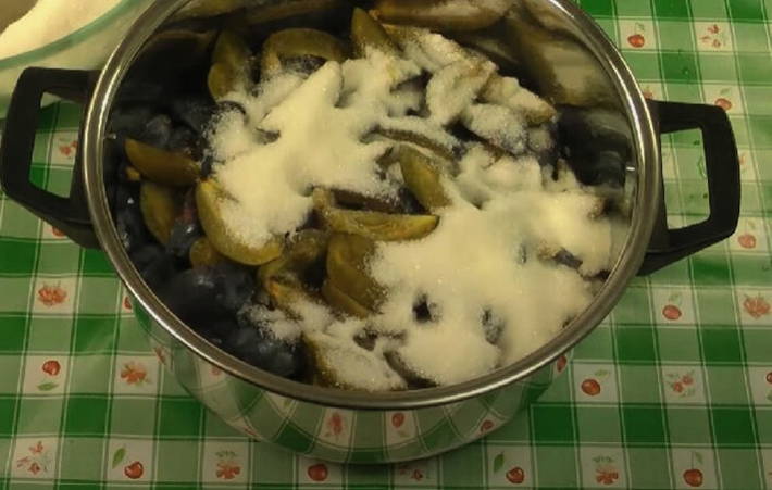 Варенье из чернослива без косточек на зиму Варенье из чернослива без косточек на зиму