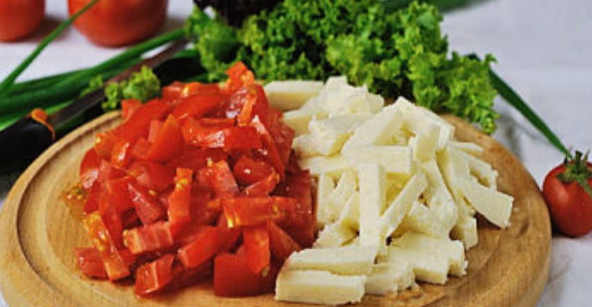 Салат с баклажанами и сыром