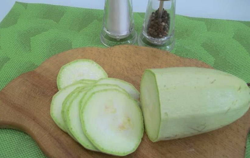 Быстрые и вкусные кабачки в микроволновке Быстрые и вкусные кабачки в микроволновке