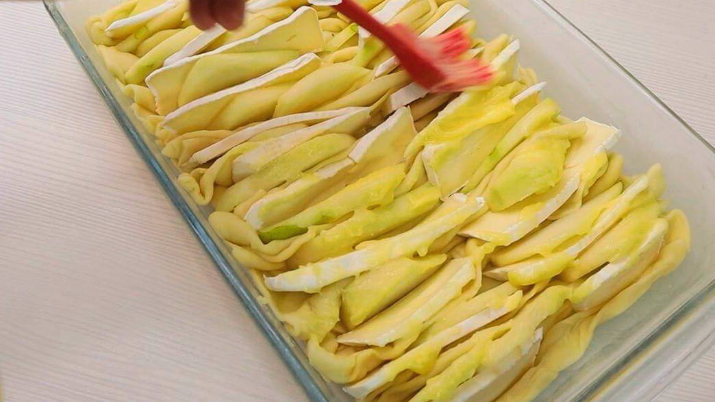 Пирог с грушей и сыром бри Пирог с грушей и сыром бри