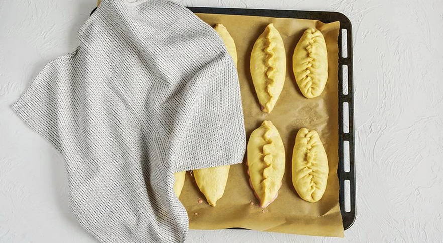 Пирожки с клубникой