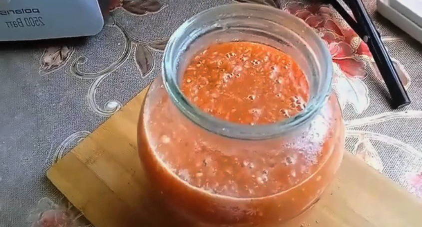 Хреновая закуска из помидор с хреном и чесноком с варкой на зиму