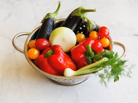 Баклажаны с перцем на сковороде