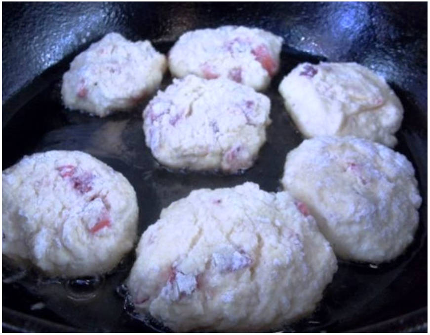Сырники с клубникой