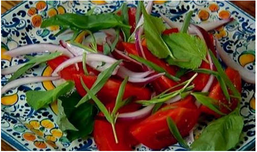 Осенний салат с баклажанами
