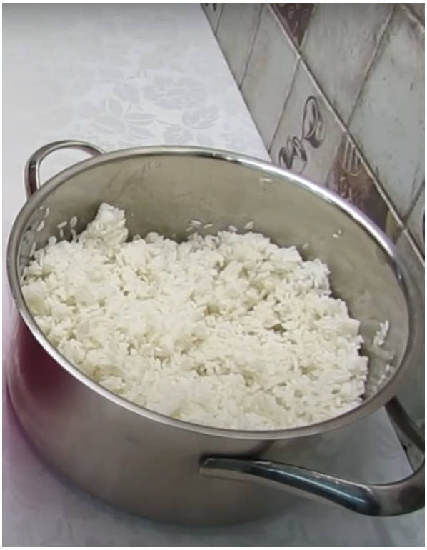 Замороженный фаршированный перец с рисом и фаршем на зиму