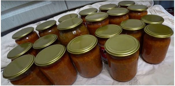 Икра из помидоров, моркови и лука через мясорубку на зиму Икра из помидоров, моркови и лука через мясорубку на зиму