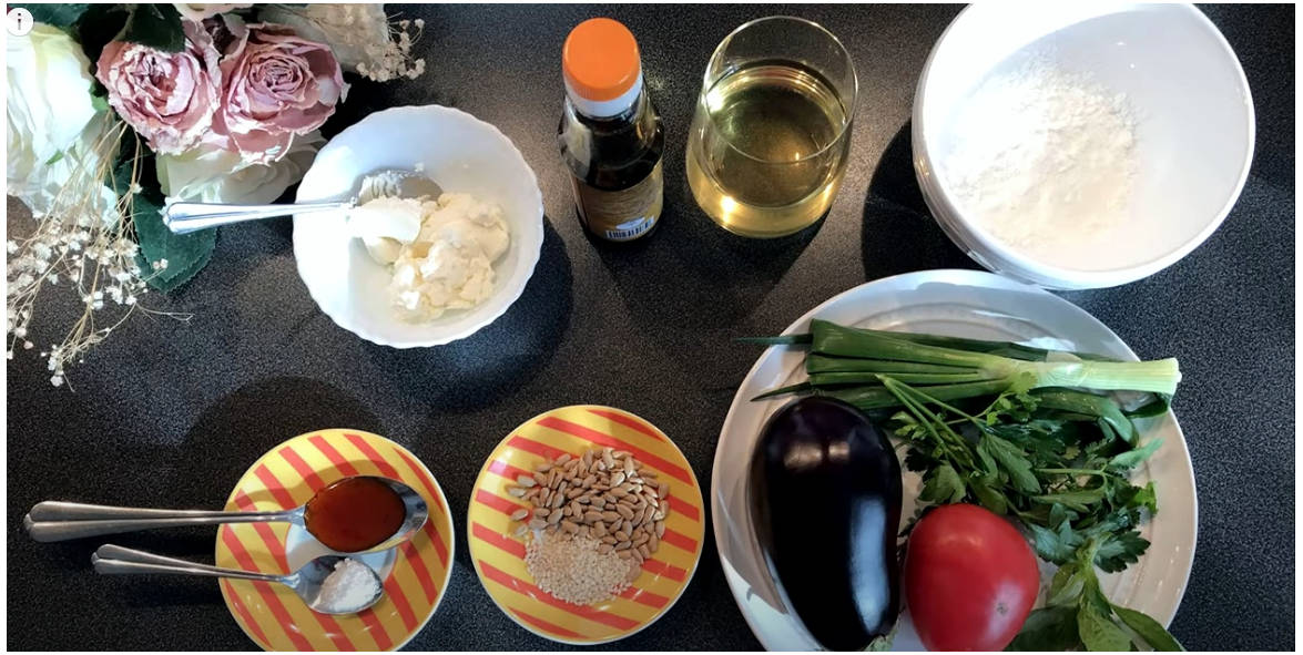 Салат с баклажанами и сливочным сыром